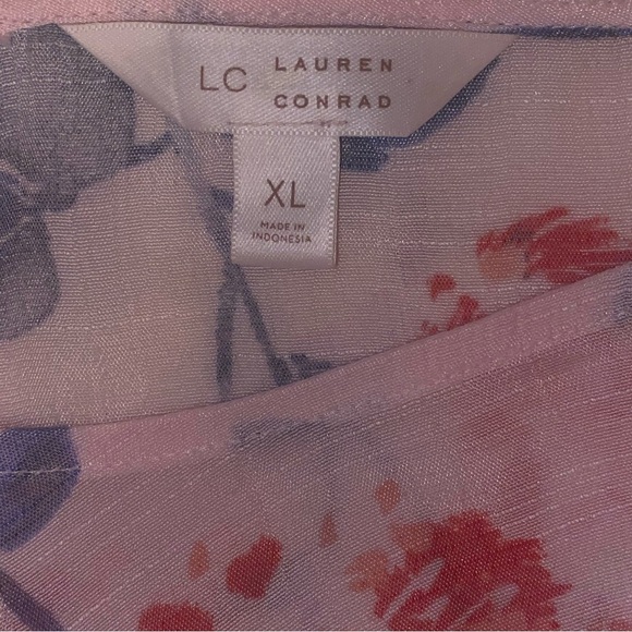 LC Lauren Conrad Boho Pullover Sheer Blouse Flutter Sleeves in PNK Floral SZ XL - Picture 5 of 8